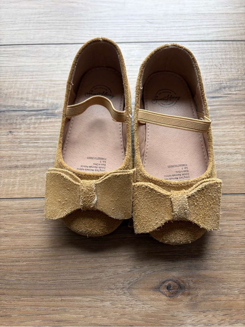 SweetHoney Girls Bow Mary Jane Flats in Mustard Yellow
